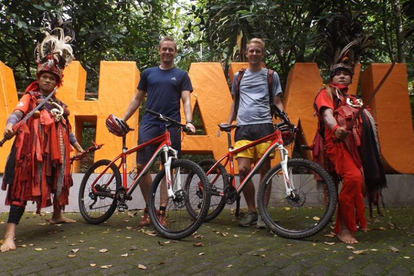 radeln-raften-minahasa_Startpunkt_Mahawu_MTB