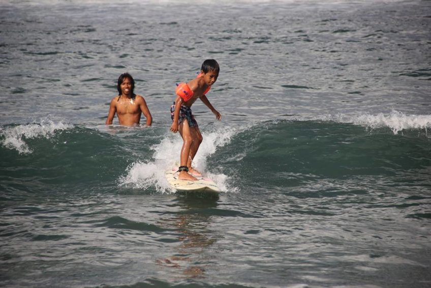 nawir-surfen-canggu